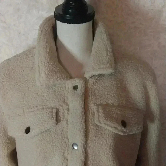 Crop Fleece Jacket Snap Front Size Small/Medium - Picture 3 of 5